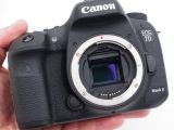 Canon EOS 7D Mark II Size