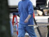 Christian Bale looking a skinny shadow of his former self on the set of “The Fighter”