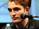 Robert Pattinson shows off patchy haircut at Comic-Con 2011