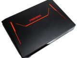 CyberPOWER Fangbook III HX6 with lid closed