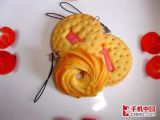 Cookie mobile phone straps