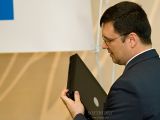 Mihai Guran, Business Development Manager, Dell Distribution (EMEA) showcasing a Vostro notebook
