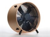 A serious 5-blade fan with an elegant look