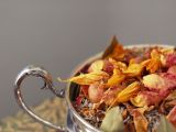 An all-natural dried flower potpourri is also a great idea