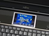 Fujitsu LifeBook N7010' built-in display