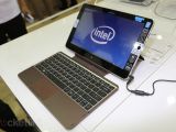 Gigabyte Padbook S11M has built-in mouse in the tablet part