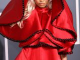 Nicki Minaj in controversial Versace at the Grammy Awards 2012
