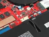 HP Omen 15 detail on internal components