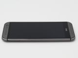 HTC One M8 (feft side horizontal)