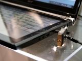 Acer Iconia dual touchscreen notebook - Right side connectors