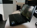 Sony Vaio F Series 3D multimedia notebook - Side close up