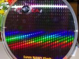 Hynix 1X nm NAND Wafer at IDF 2012