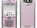 Verizon's BlackBerry Pearl 8130 in pink