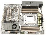 Asus Sabertooth X79 LGA 2011 motherboard