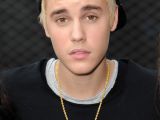 Justin Bieber's platinum blonde hair makes him resemble Miley Cyrus even more