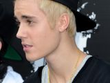 Justin Bieber steps out with platinum blonde hair