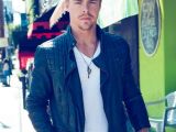 Derek Hough, the handsome DWTS pro who is now reportedly dating Kate Hudson