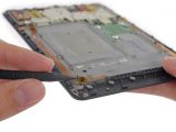 Kindle Voyage is quite repairable
