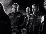 Series creator Kurt Sutter pleads with fans to tune in for the final episode of "Sons of Anarchy"