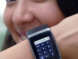 LG GD910 Watch Phone