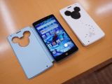 LG DM-01G7 comes with a Mickey Mouse case