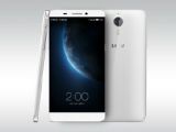LeTV One, frontal view