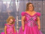 Mama June wears Honey Boo Boo’s stage clothes to prove there’s nothing wrong with these pageants