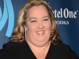 Mama June can't stay away from criminals, especially child molesters
