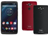 Motorola DROID Turbo in Black and Red (front and back)