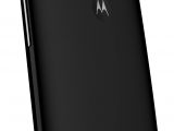 Motorola Moto E (back angle)