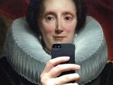 English-court lady snapping a selfie
