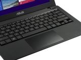 ASUS X200CA-HCL12050 touch laptop available at BestBuy