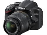 Nikon D3200 black - side view