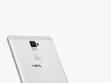 Oppo R7 Plus back view