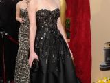 Carey Mulligan on the red carpet at the 2010 Academy Awards