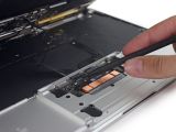 Retina MacBook's trackpad gets torn apart