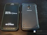 Samsung Galaxy S5 Active powered (front and back)
