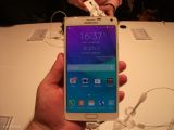 Samsung Galaxy Note 4 (front)