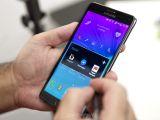 Samsung Galaxy Note 4's S Pen in action