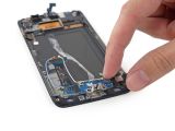 Samsung Galaxy S6 Edge gets torn apart