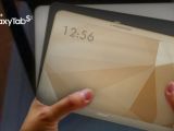 Samsung Galaxy Tab S2 in hand