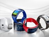 Samsung Gear S is offered with multiple strap colors