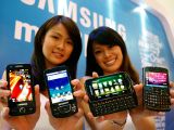 Samsung showcases new handsets: Omnia Pro B7610, Omnia Pro B7320, Galaxy and Pixon12