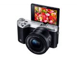 Samsung NX500 with LCD out