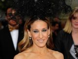 Sarah Jessica Parker at “SATC 2” London premiere in Alexander McQueen gown and Philip Treacy headpiece