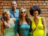 After the elevator incident, Solange and Jay Z posed as a big and happy family