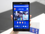 Sony Xperia Z3 Tablet Compact in hand