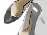 The silver pumps are an ideal match for almost all of this summer's outfits