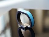 Everykey smartband in blue