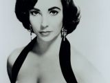 Elizabeth Taylor also meant business – and her eyebrows showed it